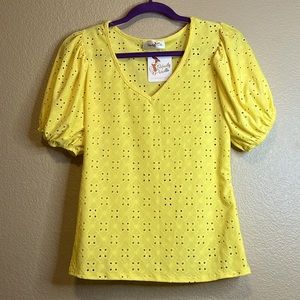 Yellow puff sleeve eyelet top, NWT (A-14)